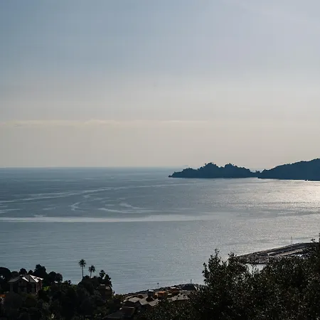 - Nido Romantico Con Vista Mare Appartement *
